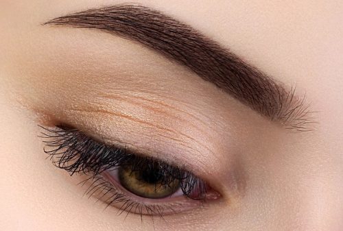 سایه ابرو بهتره یا میکروبلیدینگ